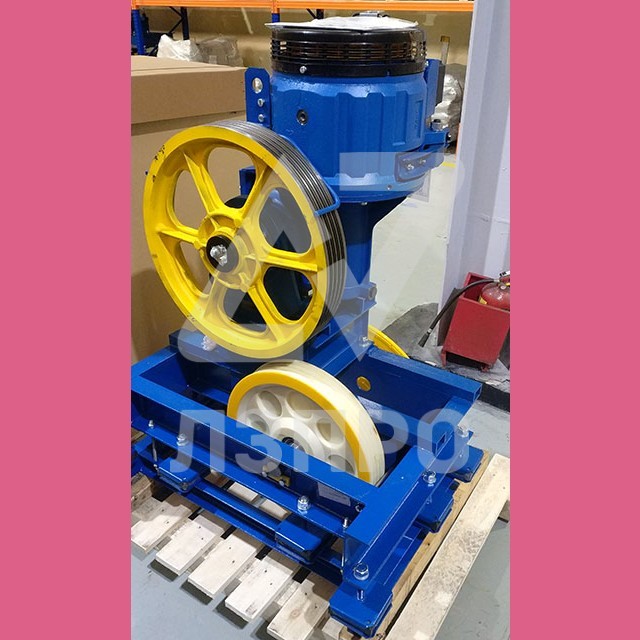 Лебедка 13 VTR-M ZAA9676B6-930