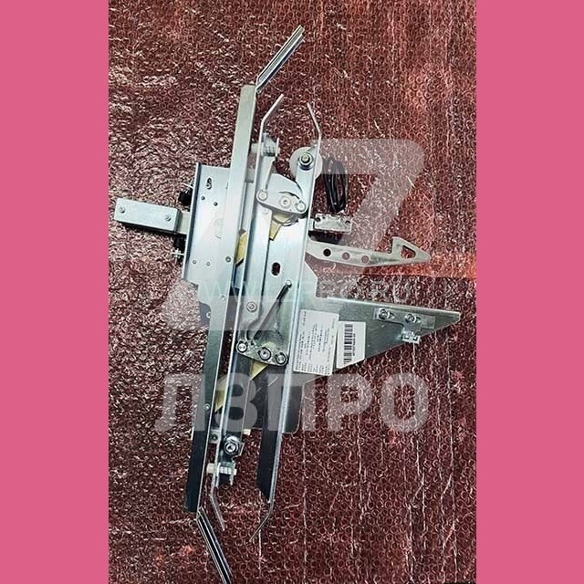 Отводка правая с замком DO Varidor 30AP Schindler