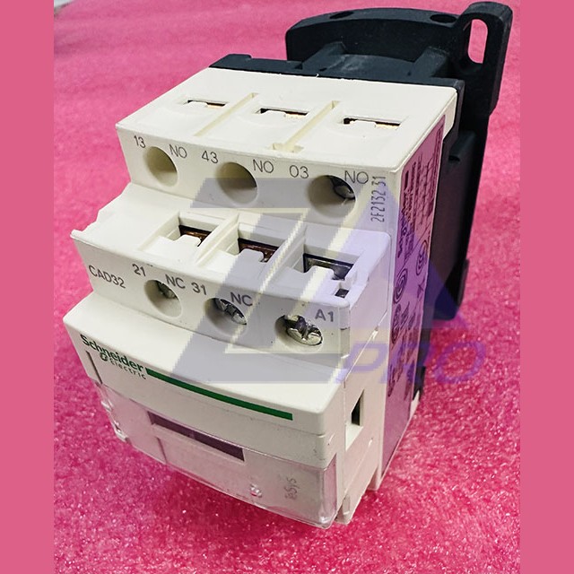 Контактор CAD32M7 220V 10A Schneider Electric