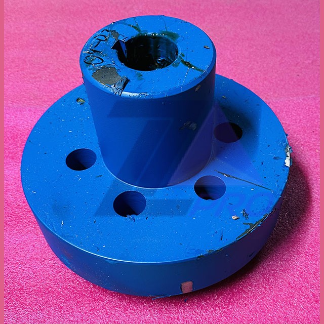 Полумуфта моторная D=55мм L=194мм 6 пальцев 348М.02.04.000-03 МЛЗ