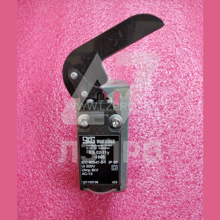 Концевой выключатель ES 02-11y-1865 SKG