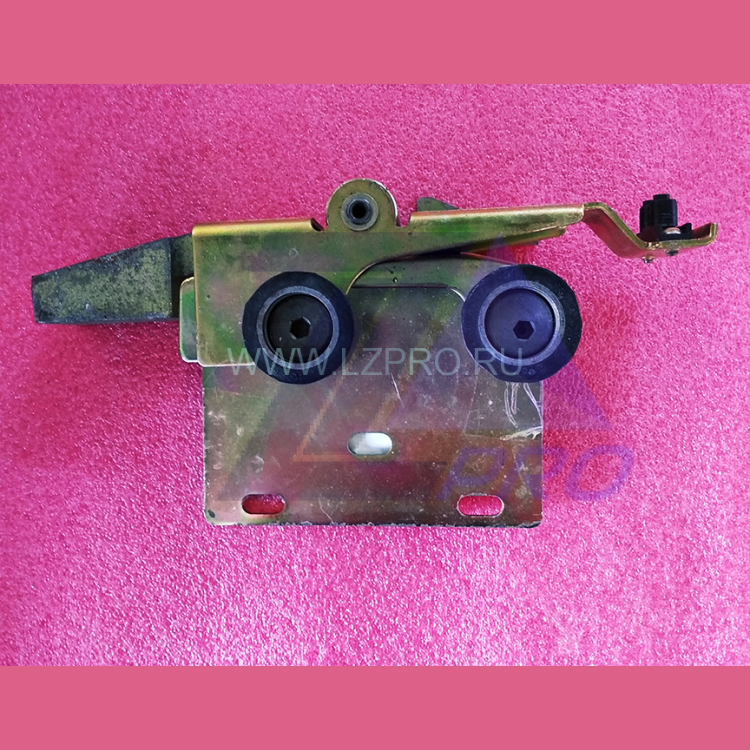 Замок дерей шахты левый (прямая площадка) FAA23400G2 FAA331G2 FAA23400K6 Otis