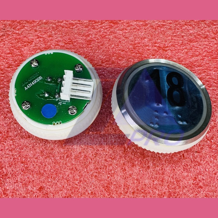 Кнопочный модуль 18 синяя подсветка с шрифтом Брайля  A4N49326 Thyssen