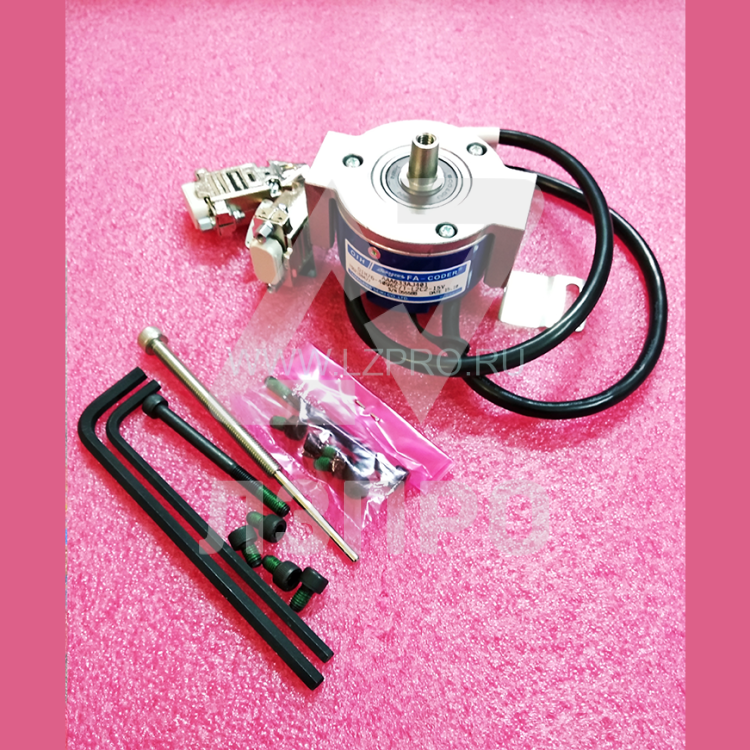 Энкодер (датчик скорости) 15V AAA633AJ1 Tamagawa