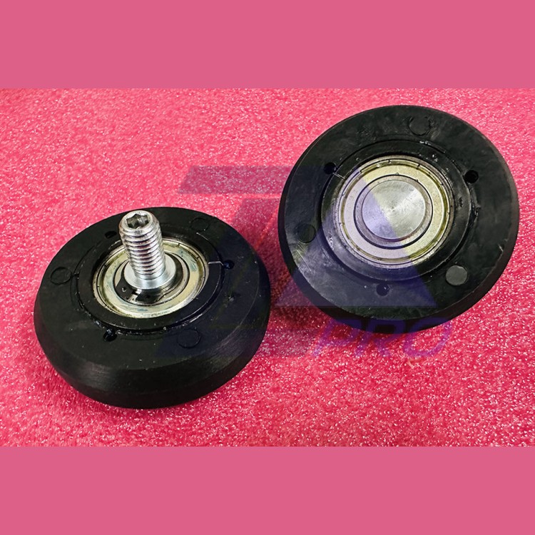 Ролик башмака противовеса WRG80 D=80 мм H=28мм M12 6203-2Z KM86789G02 KONE