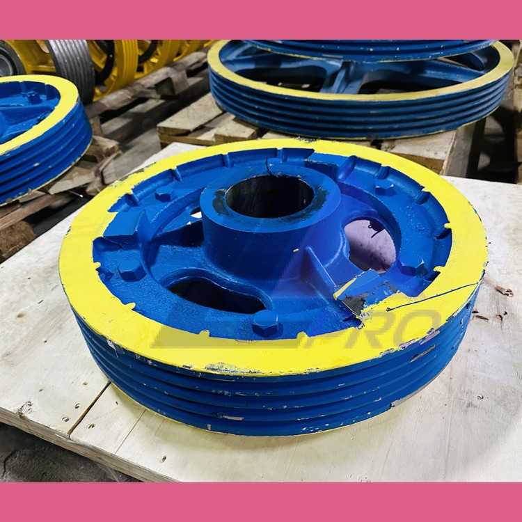 Шкив канатоведущий 550х4х12 0616Б.02.00.030Щ МЛЗ