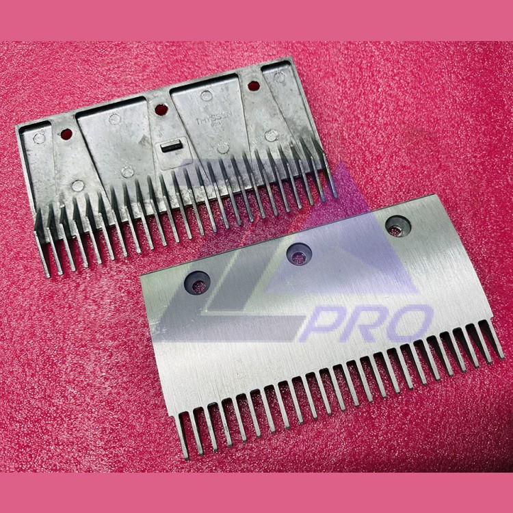 Гребенка эскалатора W=203 мм H=115 мм 24 зуба (3 крепежных отверстия) Thyssen Velino