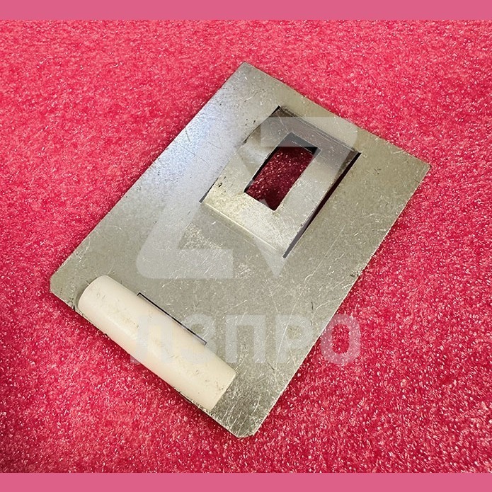 Башмак двери кабины/шахты для дверей ADT ADV KM672015G01 Kone