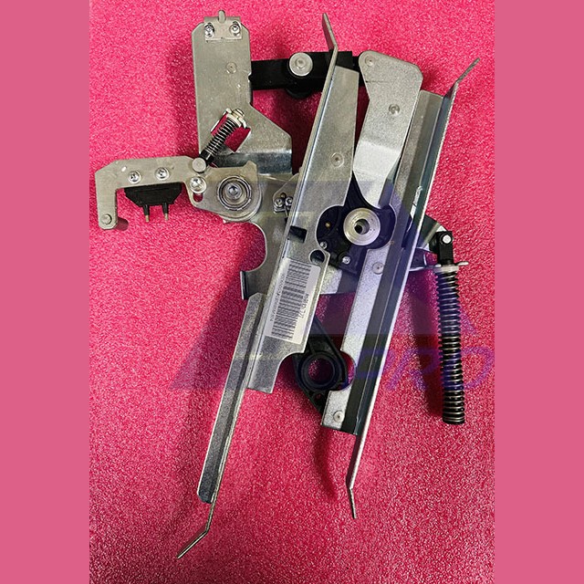 Отводка привода двери кабины AMD01L-R1 правая L=400mm KM900650G14 Kone