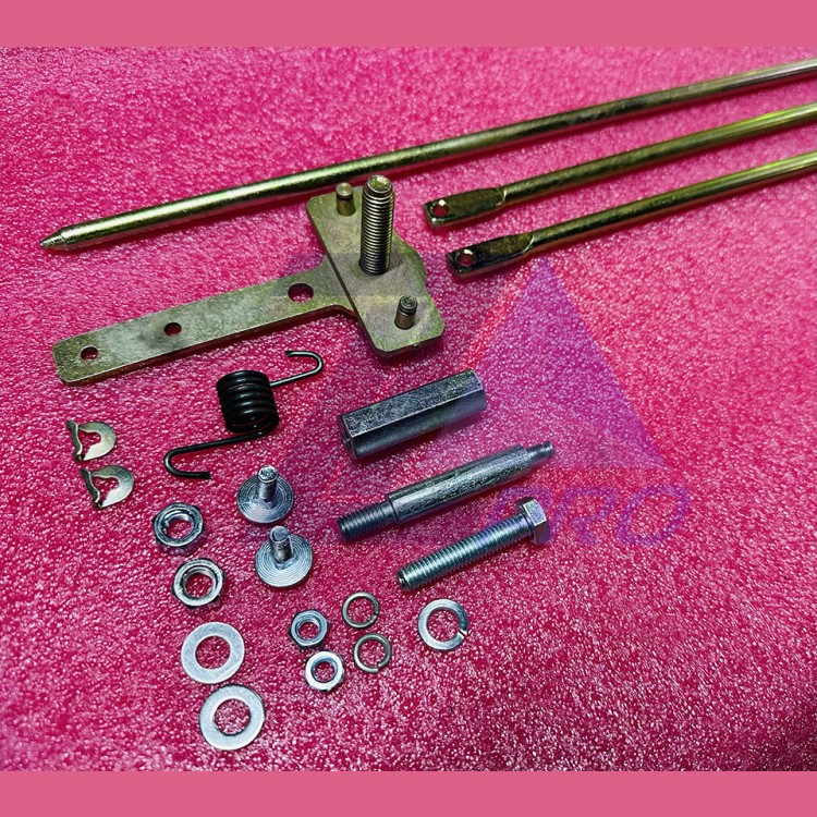 Устройство запирающее малой створки двери кабины в сборе нового образца 0621.03.04.100Л ЩЛЗ