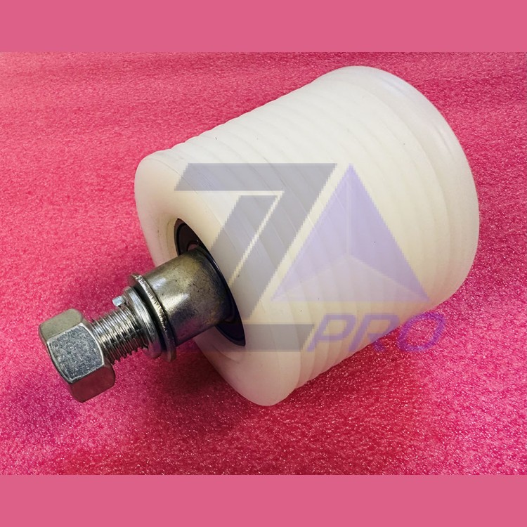 Ролик D-87мм каретки натяжной привода ремня поручня с осью L= 45 мм 244011 Schindler