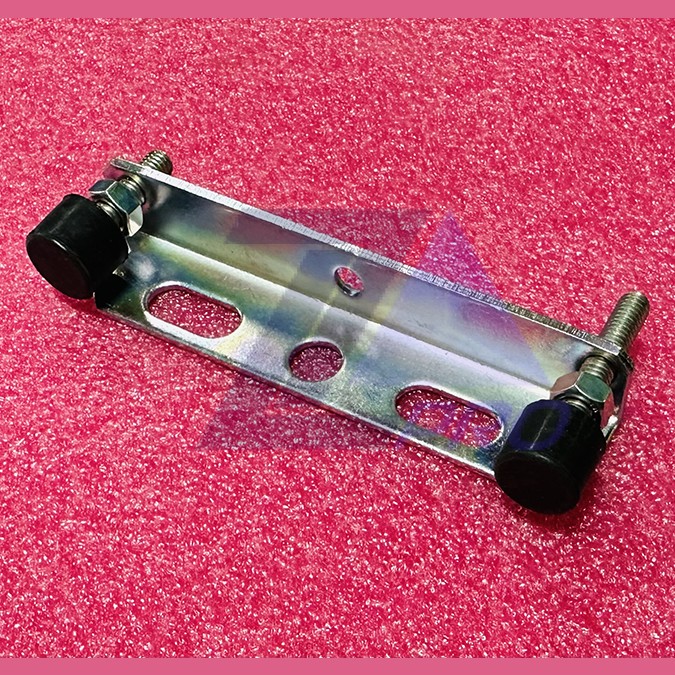 Упор замка дверей правый 40/10 CST.4000.RD000 Fermator