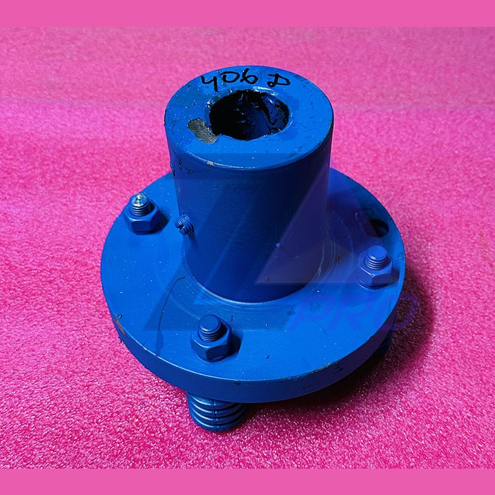 Полумуфта моторная D=38мм L=118мм 4 пальца 0406М.02.04.000Д МЛЗ