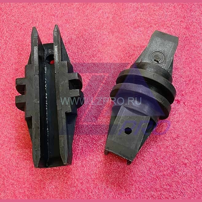 Вкладыш кабины 16 мм L-150мм пластик 348.03.03.103.75 КМЗ