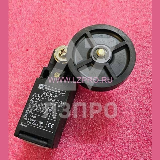 Выключатель концевой с роликом XCK-P Telemecanique